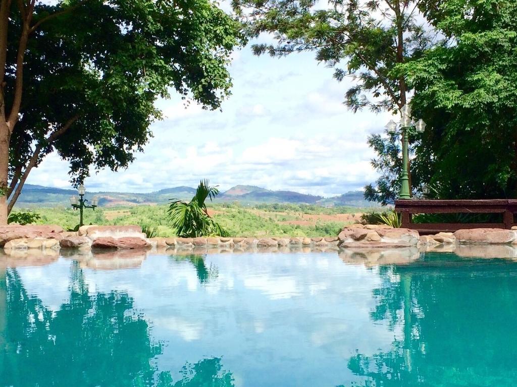 Phu Pha Nam Resort Dan Sai Buitenkant foto